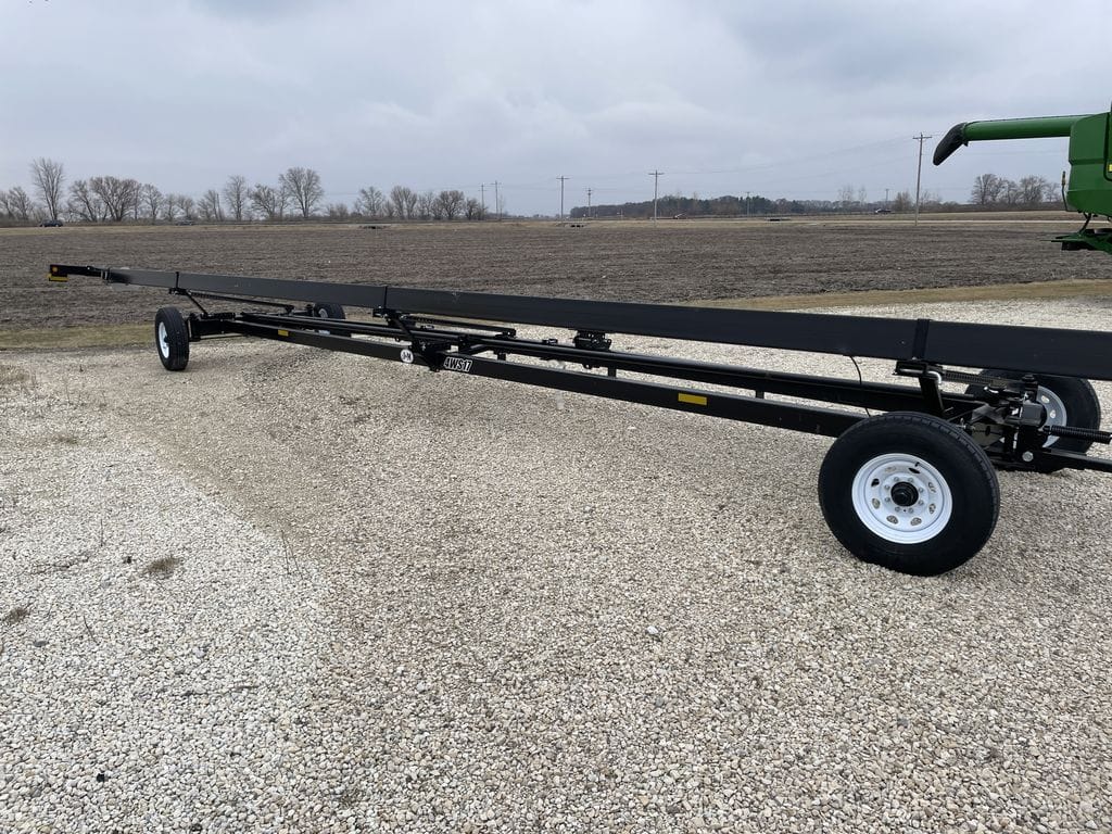 2023 J&M 4WS17 Equipment Image0