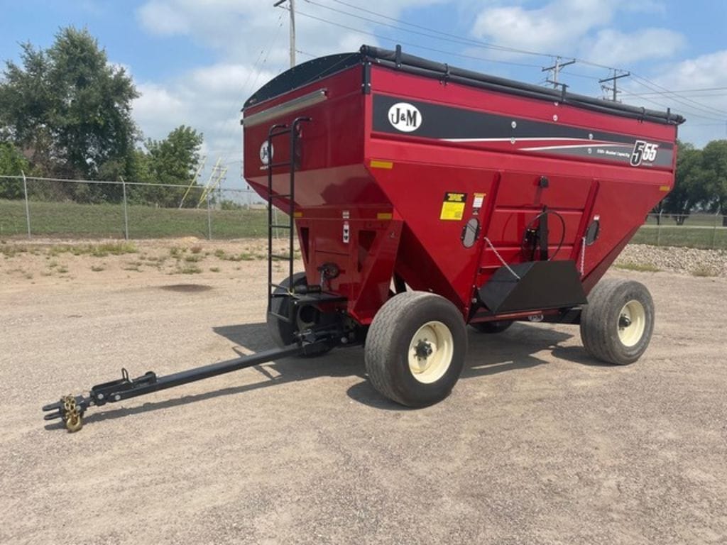 2023 J&M 555 Equipment Image0