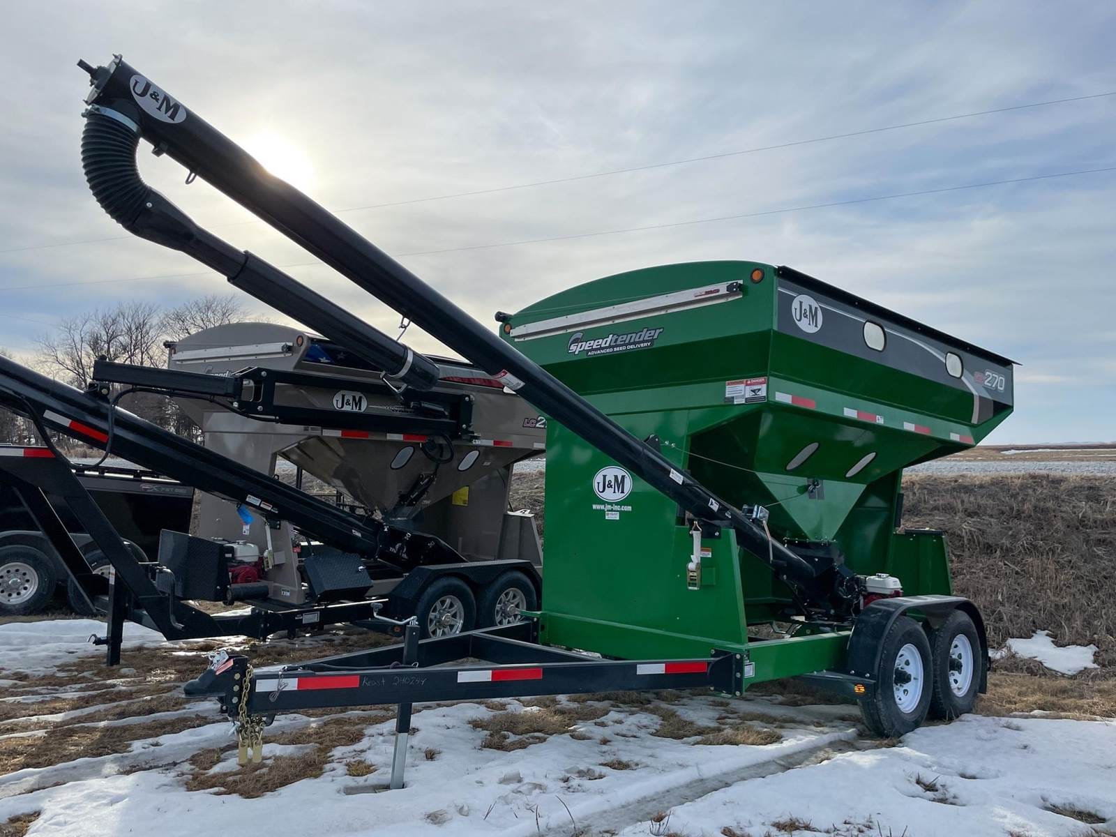 2024 J&M EC270 Equipment Image0