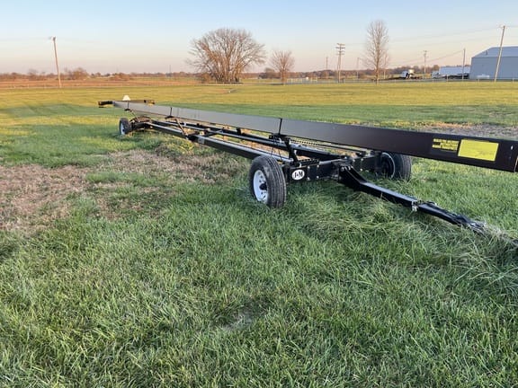 2023 J&M 4WS17 Equipment Image0