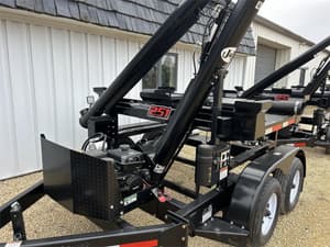 2023 J&M Speedtender Pro 251 Image