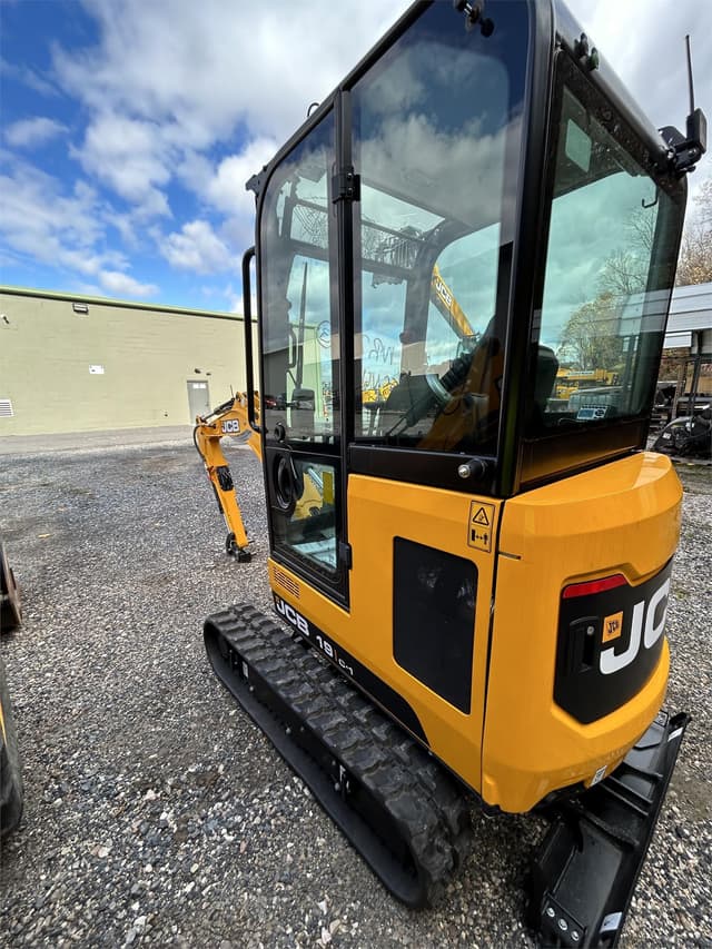 Image of JCB 19C-1 equipment image 2