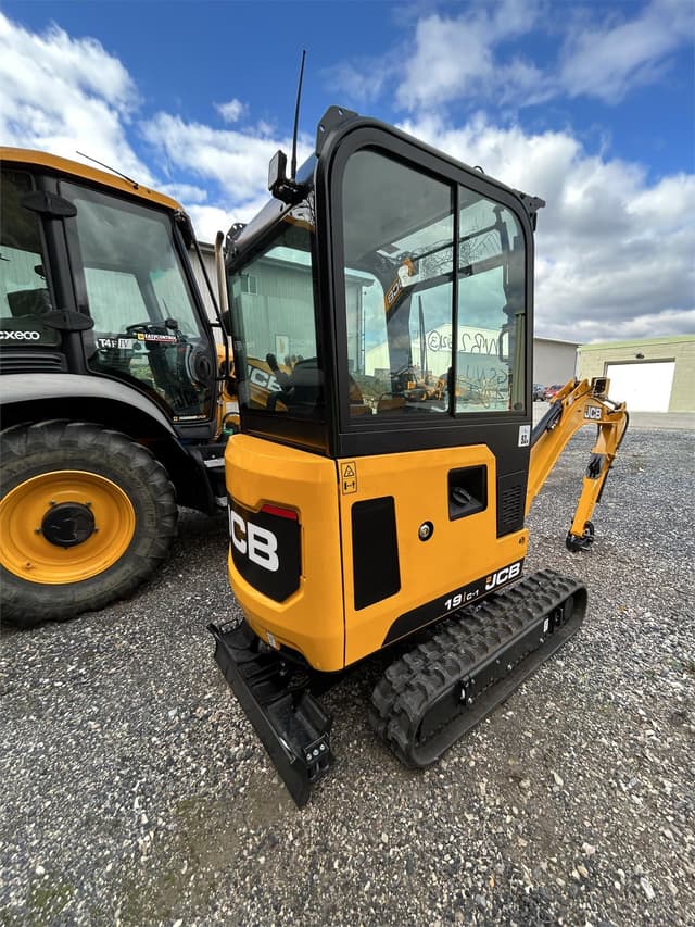 Image of JCB 19C-1 equipment image 3