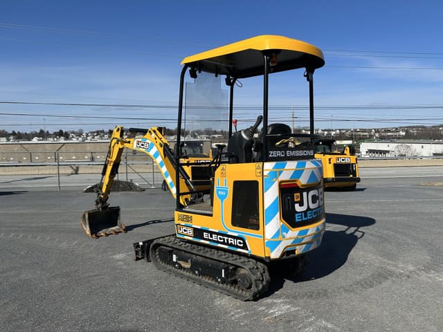 Image of JCB 19C-1E equipment image 2