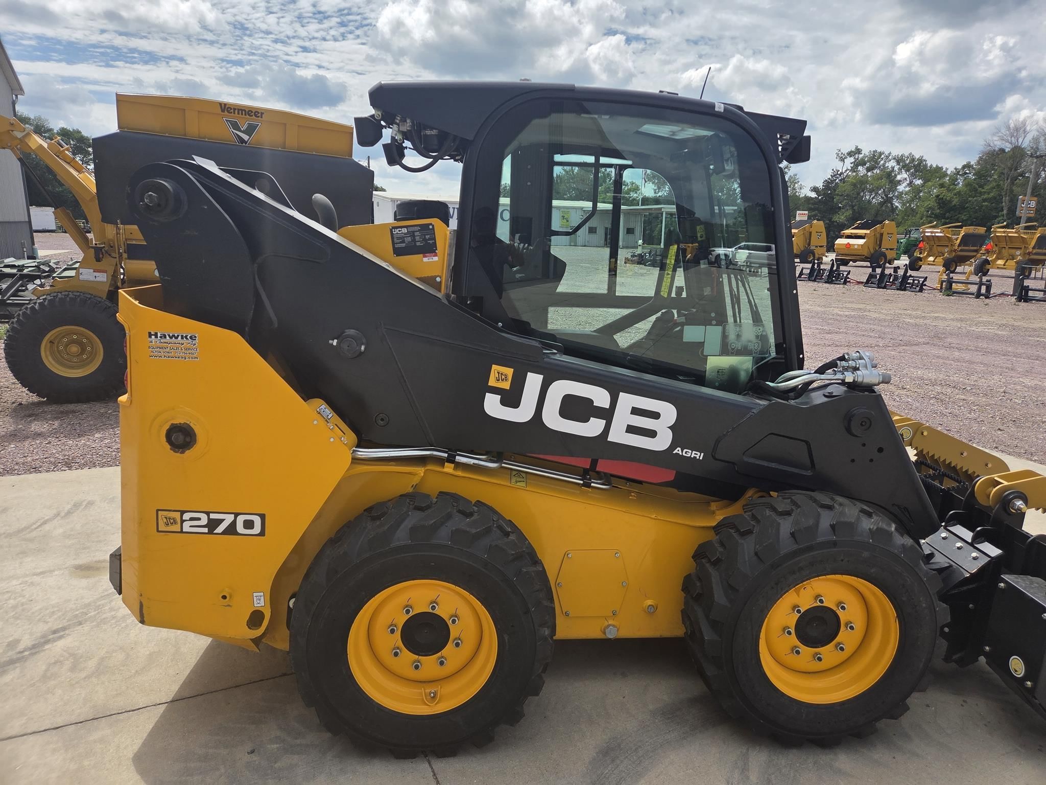 2023 JCB 270 Equipment Image0