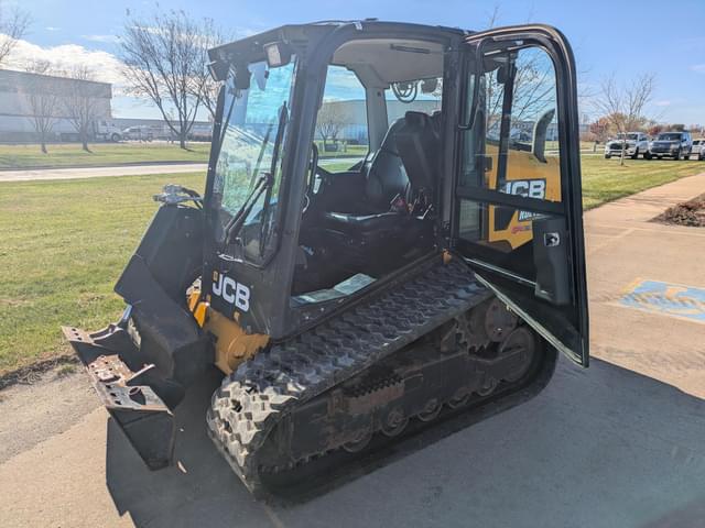 Image of JCB 270T equipment image 2