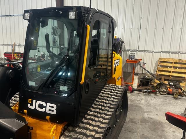 Image of JCB 270T equipment image 1