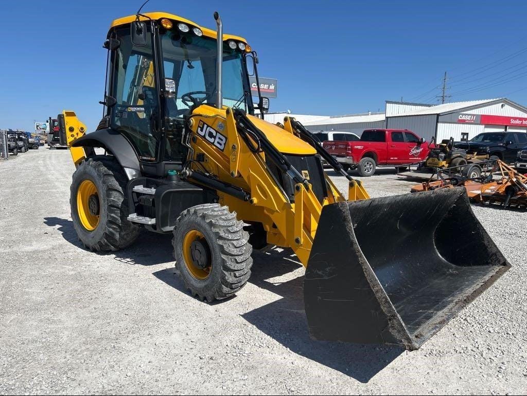2023 JCB 3CX15 Super Equipment Image0