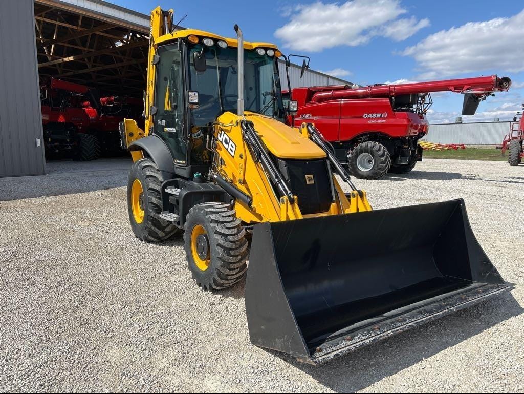 2023 JCB 3CX15 Super Equipment Image0