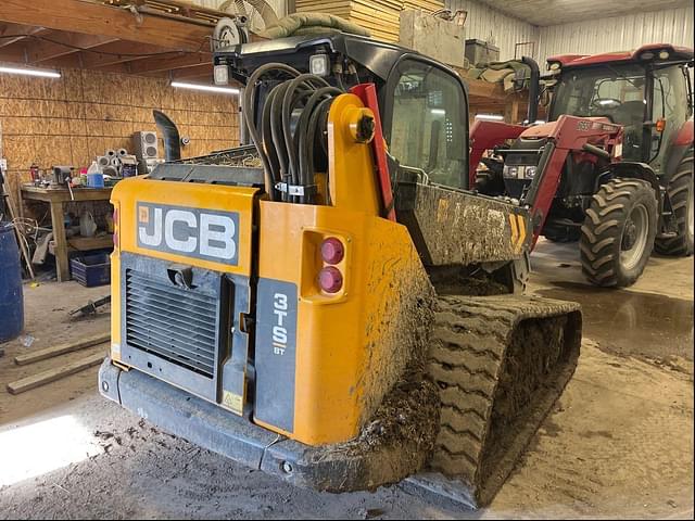 Image of JCB 3TS-8T equipment image 2