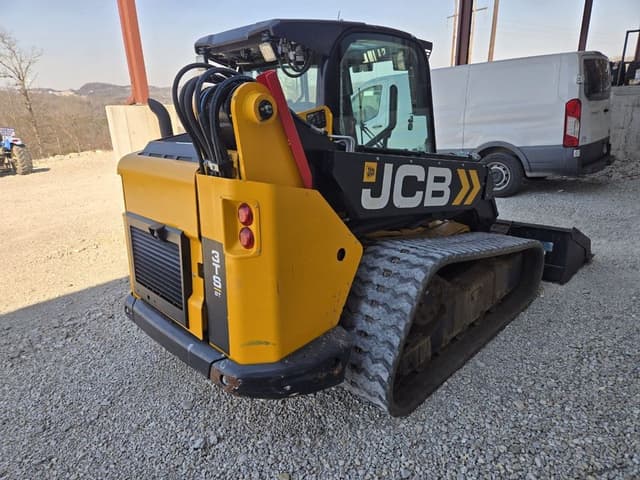 Image of JCB 3TS-8T equipment image 3