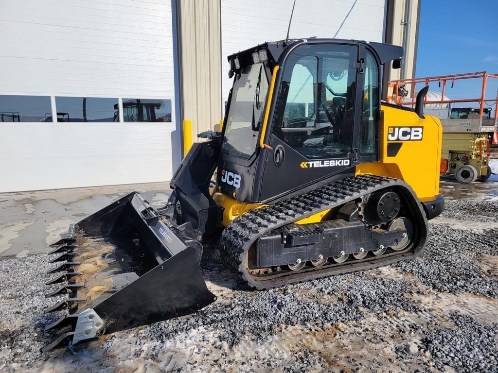 2023 JCB 3TS-8T Equipment Image0