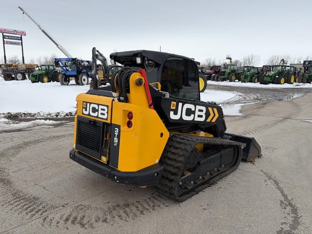 Image of JCB 3TS-8T equipment image 4