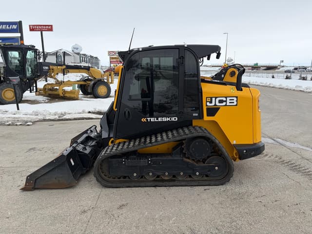 Image of JCB 3TS-8T equipment image 1