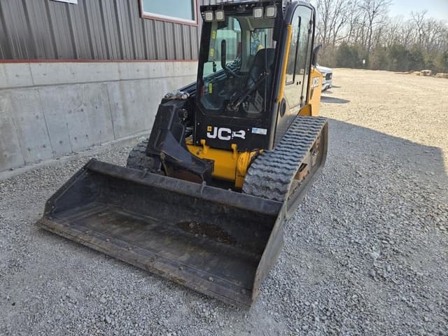 Image of JCB 3TS-8T equipment image 1