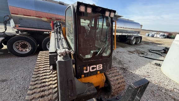 Image of JCB 3TS-8T equipment image 1