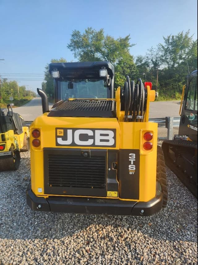 Image of JCB 3TS-8T equipment image 3