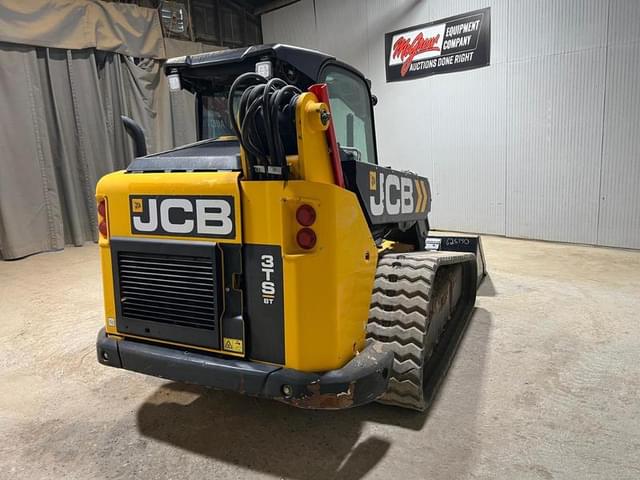 Image of JCB 3TS-8T equipment image 4