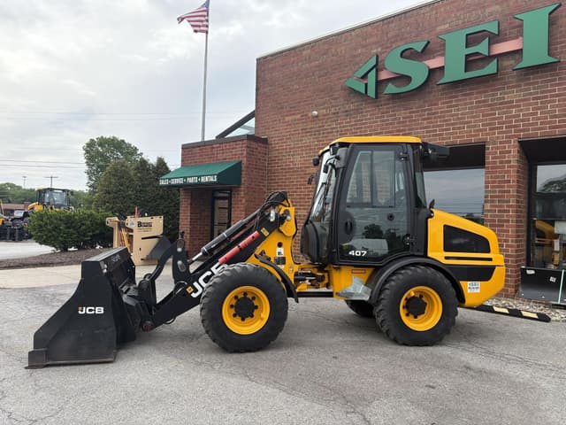 Image of JCB 407 equipment image 1