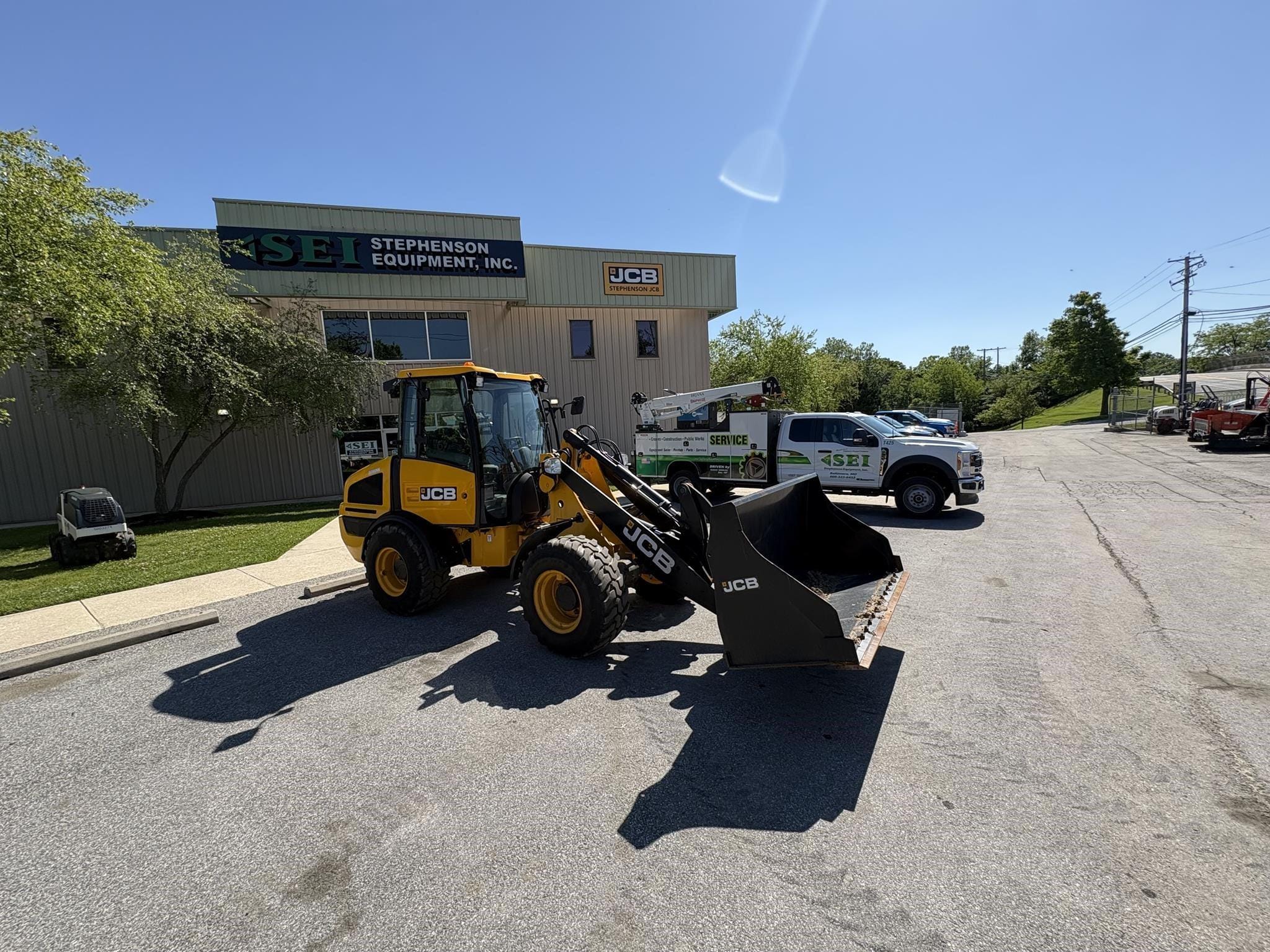 2023 JCB 407 Image