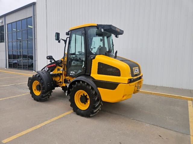 Image of JCB 409 equipment image 2