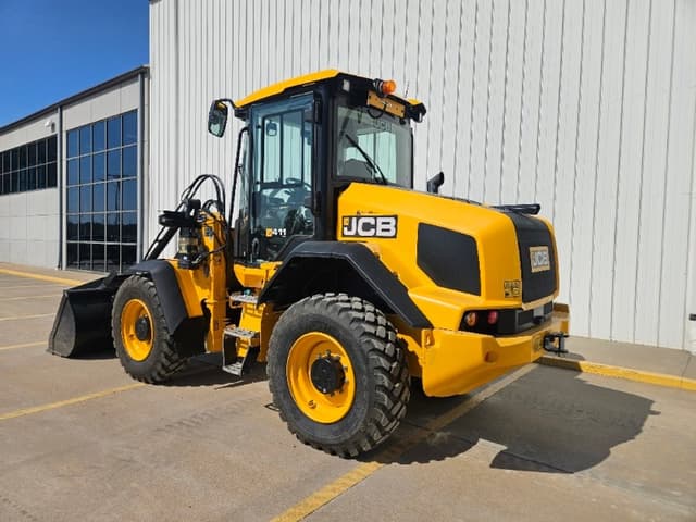 Image of JCB 411 equipment image 2