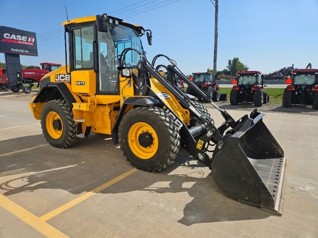 Image of JCB 411 equipment image 4