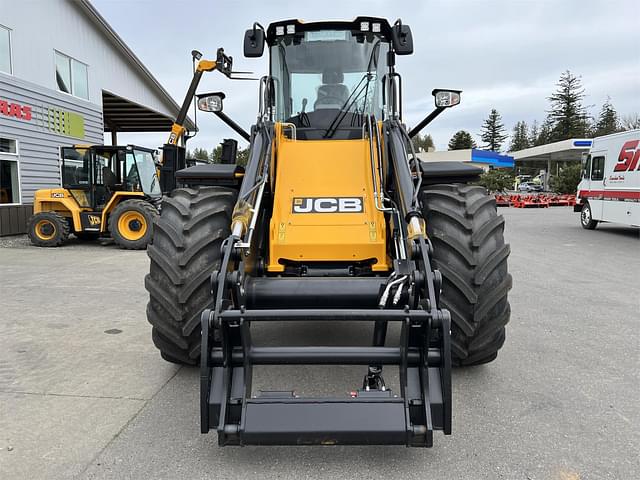 Image of JCB 427 Agri equipment image 3