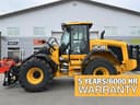 2023 JCB 427 Agri Image