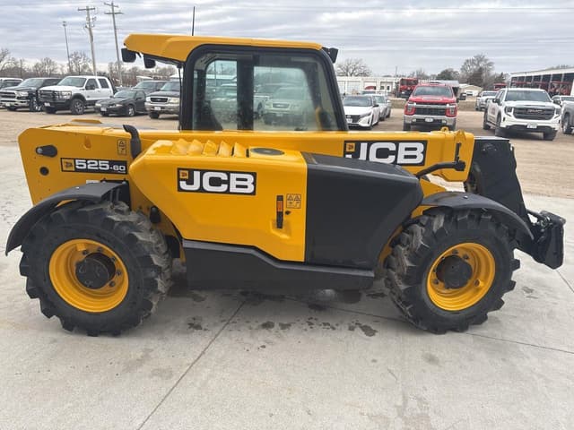 Image of JCB 525-60 Agri equipment image 4