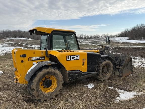 Image of JCB 525-60 Agri Plus equipment image 2