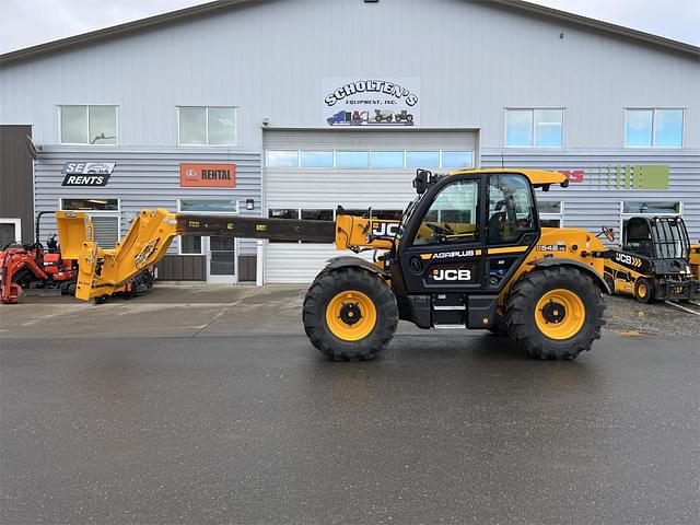 Image of JCB 542-70 Agri Plus equipment image 2