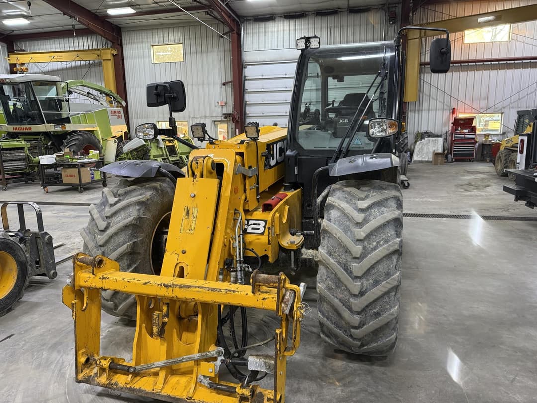 Image of JCB 542-70 Agri Plus Primary image