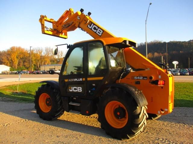Image of JCB 542-70 Agri Plus equipment image 2