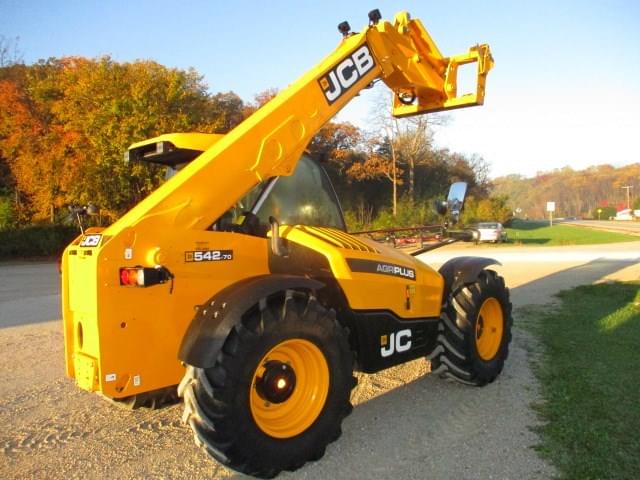 Image of JCB 542-70 Agri Plus equipment image 3