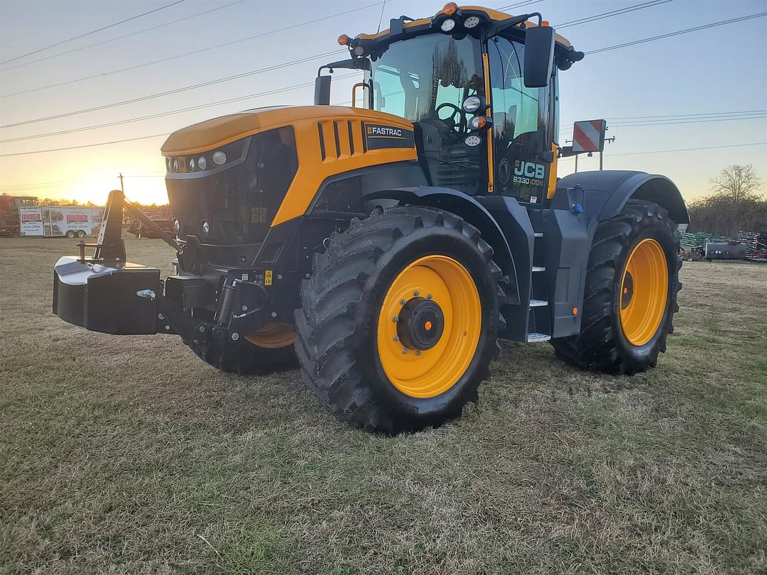 Image of JCB Fastrac 8330 iCON Primary image