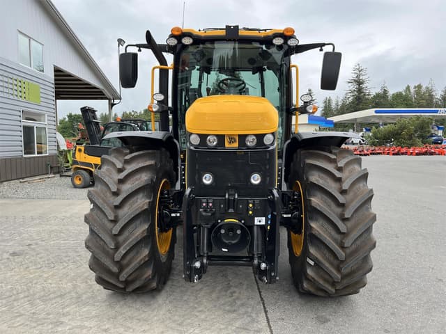Image of JCB Fastrac 4220 equipment image 2
