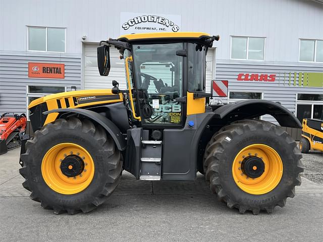 Image of JCB Fastrac 4220 equipment image 1