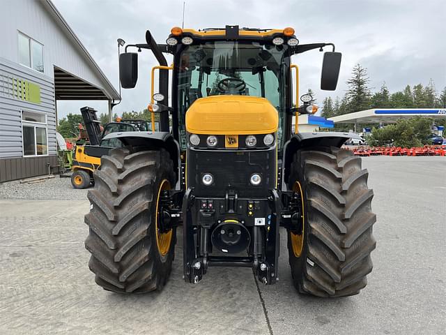 Image of JCB Fastrac 4220 equipment image 2