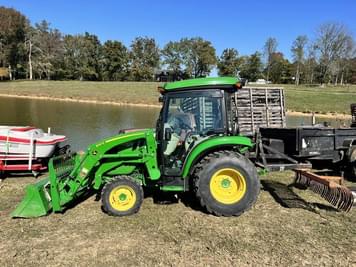 Main image John Deere 3046R