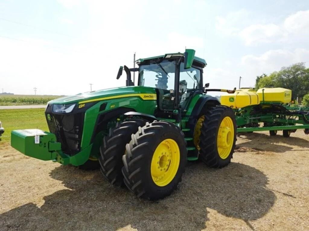 2023 John Deere 8R 410 Equipment Image0