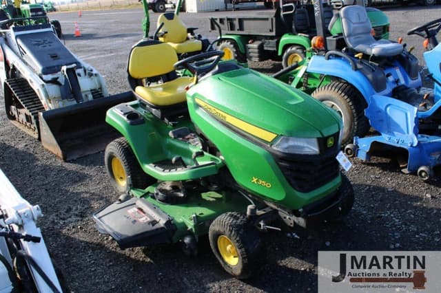 Image of John Deere X350 equipment image 1