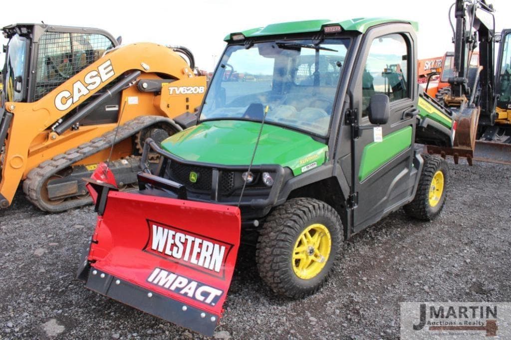 Image of John Deere XUV 865R Primary image