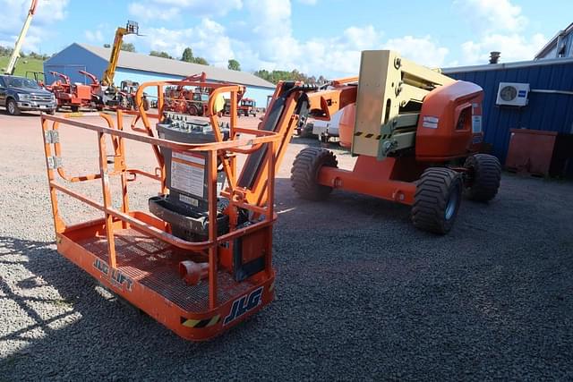 Image of JLG 450AJ equipment image 3