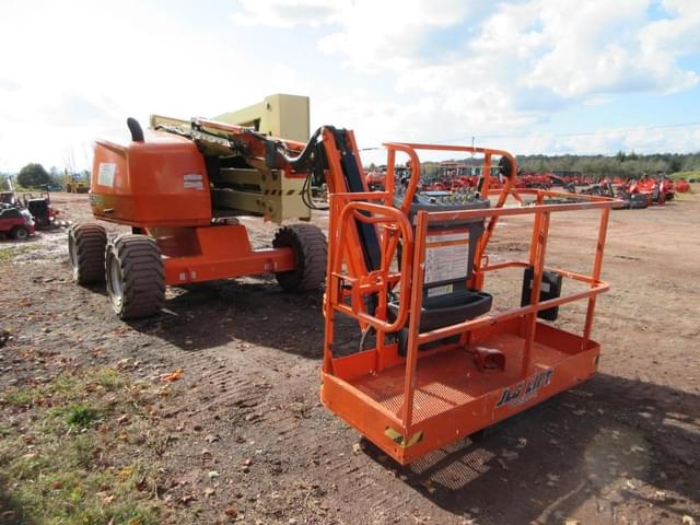 Image of JLG 450AJ equipment image 2