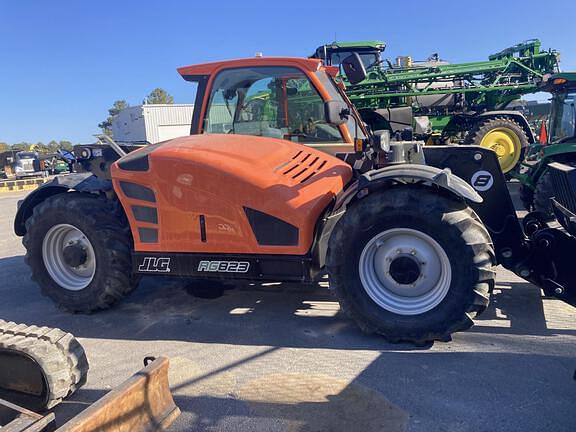 Image of JLG AG823 equipment image 2