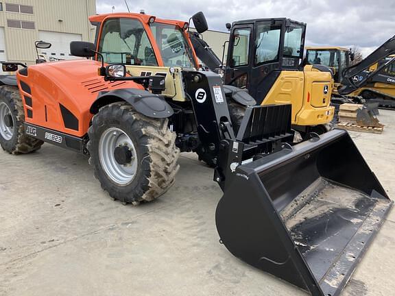 Image of JLG AG823 equipment image 3