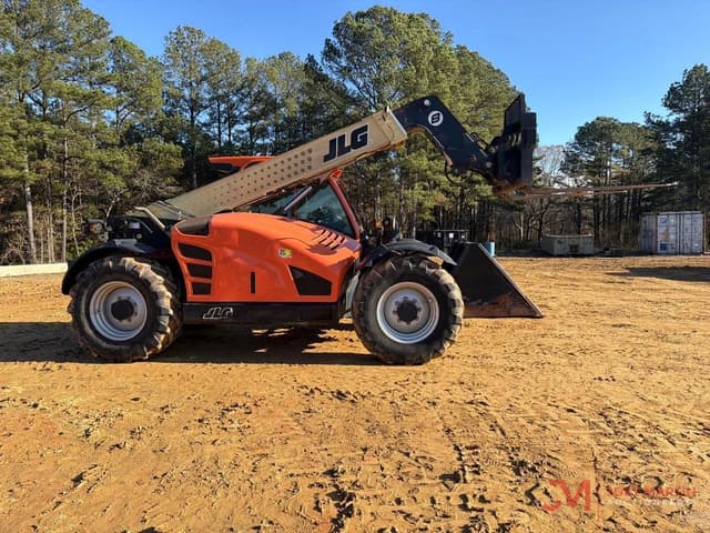 Image of JLG AG823 equipment image 1