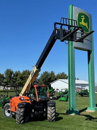 2023 JLG AG925 Equipment Image0