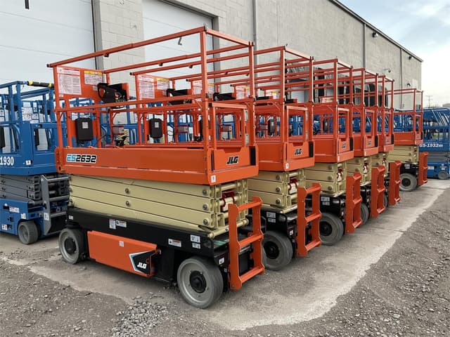 Image of JLG ES2632 equipment image 1
